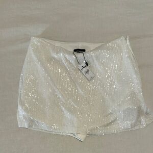 Sequin Mini Skirt in White